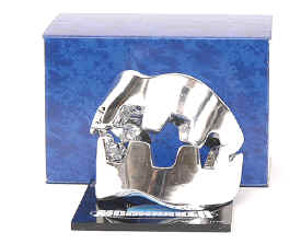 Lot Number 1136 - click here to go back